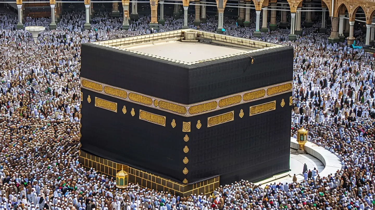 Pilgrims gathered around the Kaaba at Masjid al-Haram in Makkah, Saudi Arabia.